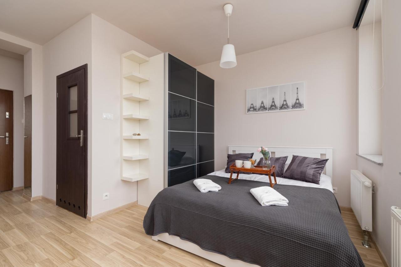 Lea Apartments Krakow Krowodrza By Noclegi Renters Dış mekan fotoğraf