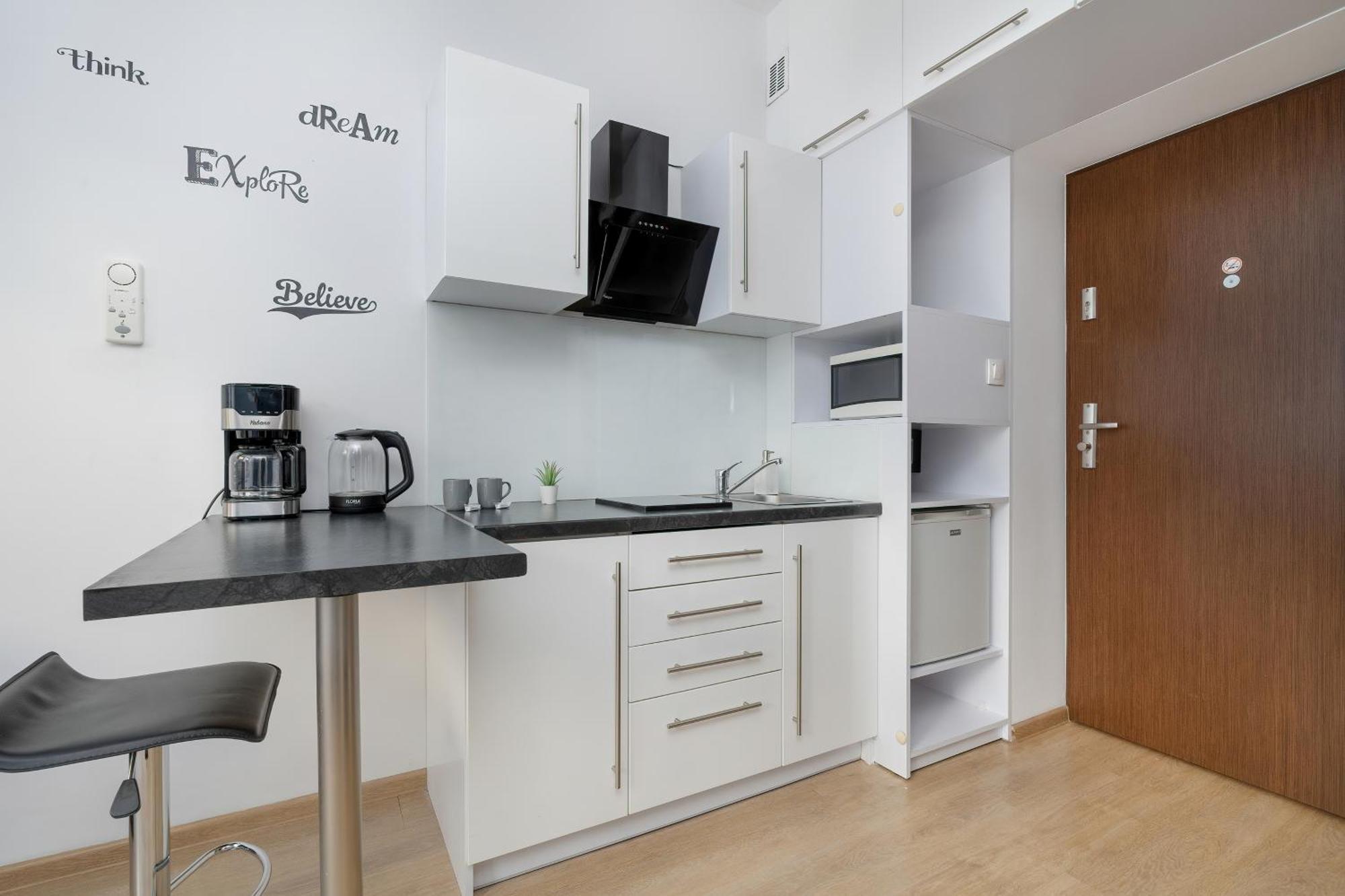 Lea Apartments Krakow Krowodrza By Noclegi Renters Dış mekan fotoğraf